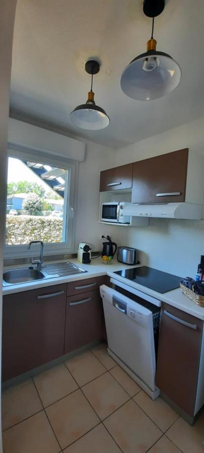 Chez Ced Et Laeti, Appartement Prive Avec Jardin Et Terrasse Dans Residence L'Estuaire Muni D'Une Piscine Couverte Et Aire De Jeu, Linge De Lit Et De Salle D'Eau Ainsi Que Tele, Compris Dans Le Tarif Profitez A Fond De Notre Belle Region Le Verdon-sur-Mer Exteriér fotografie